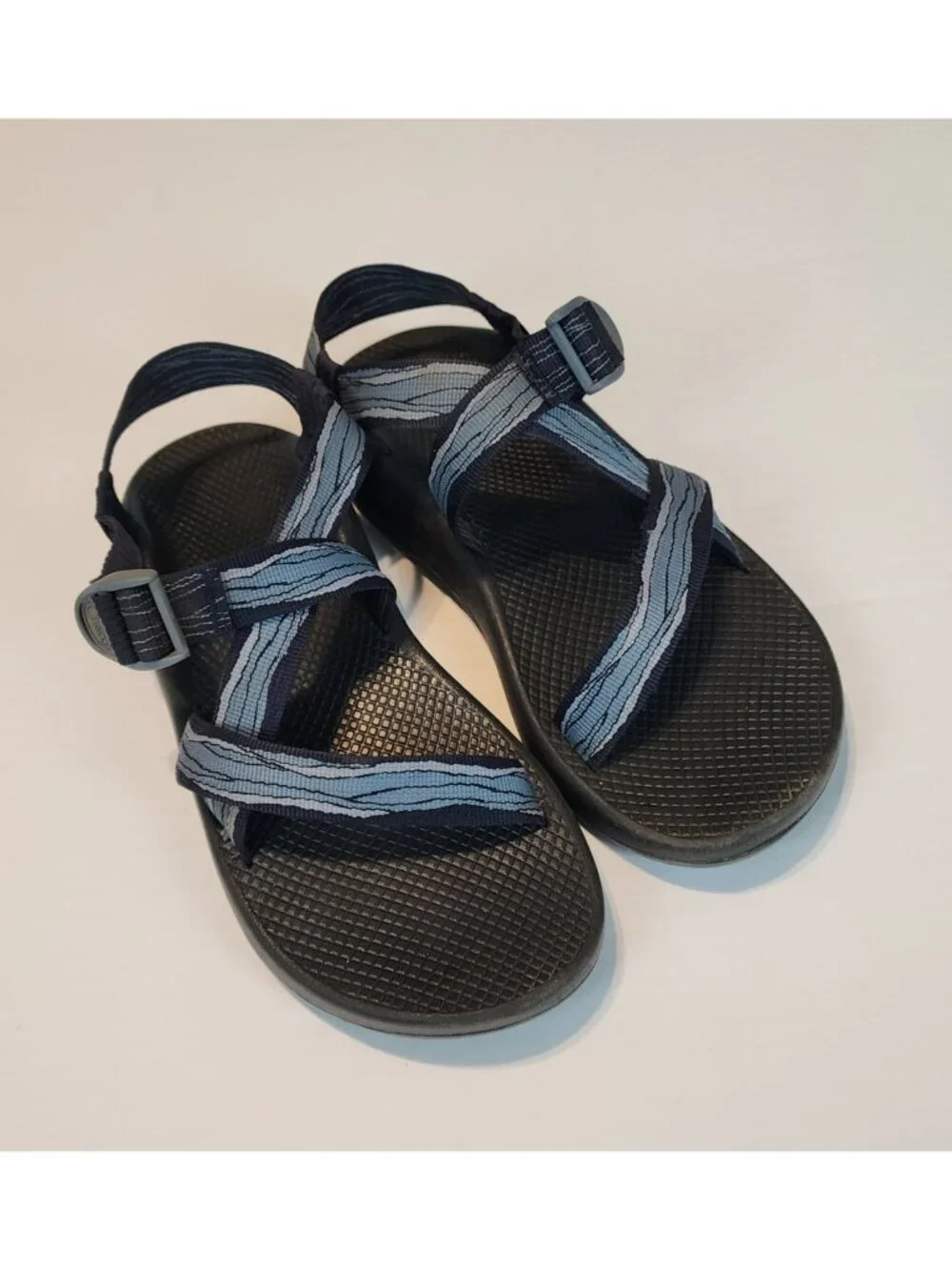 Chaco strappy sport sandals sz 11 men hiking summer blue wave